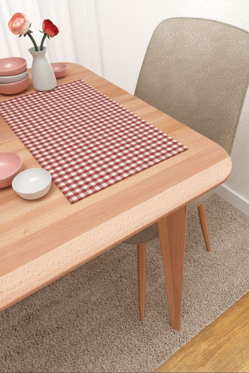 Platzdeckchen in rot