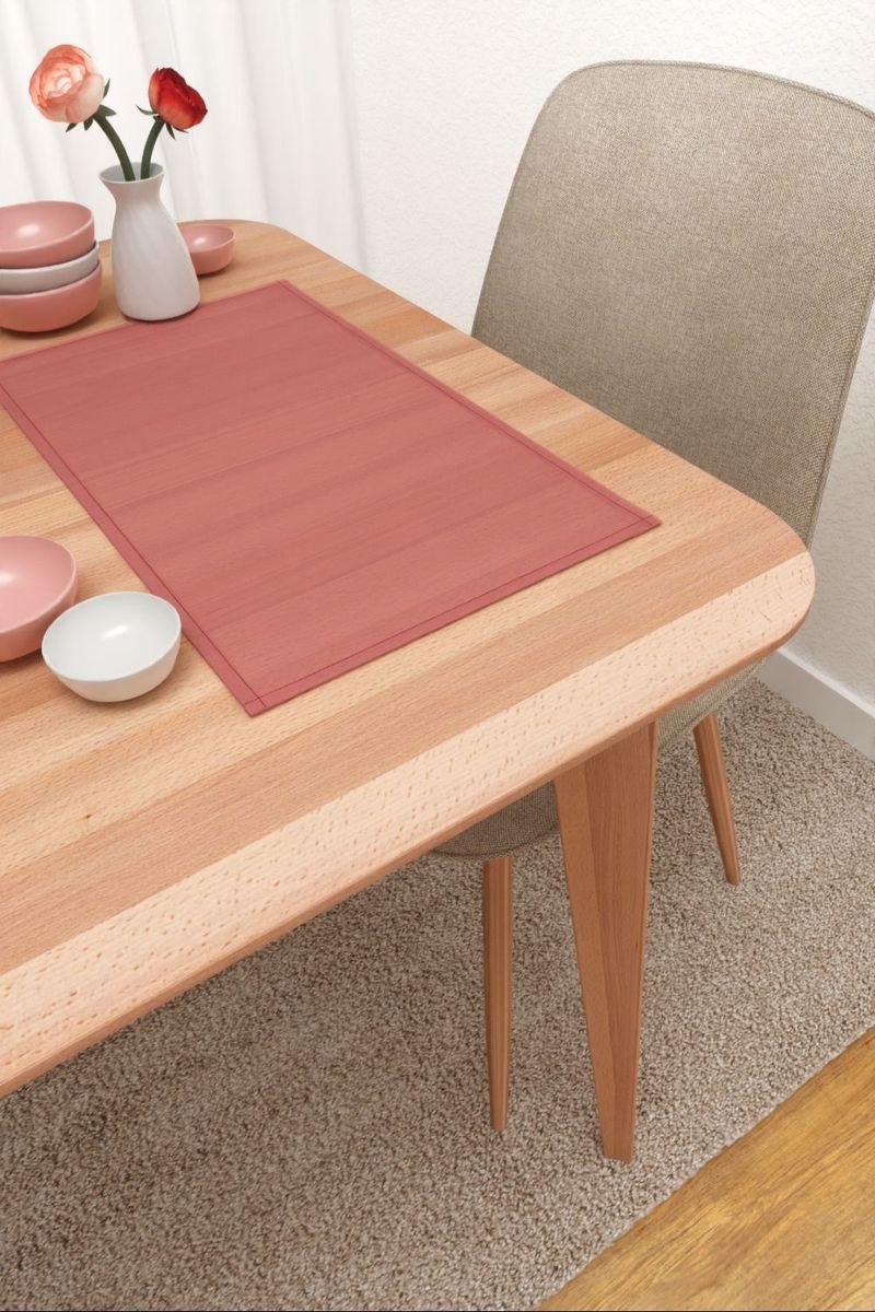 Platzdeckchen in Rot