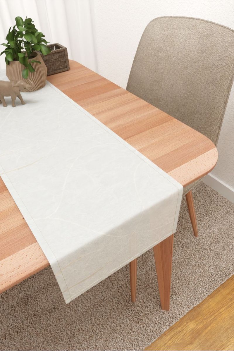 Tischläufer in Beige