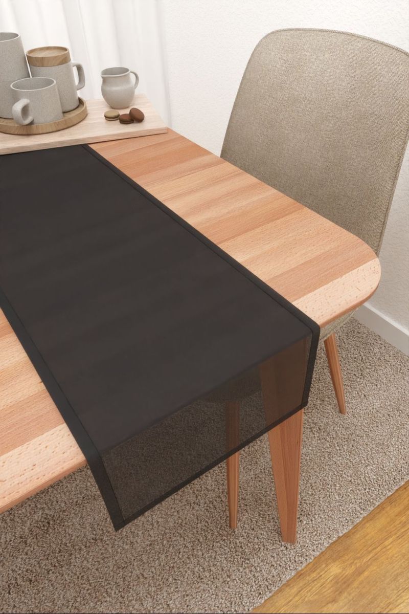 Tischläufer in Grau